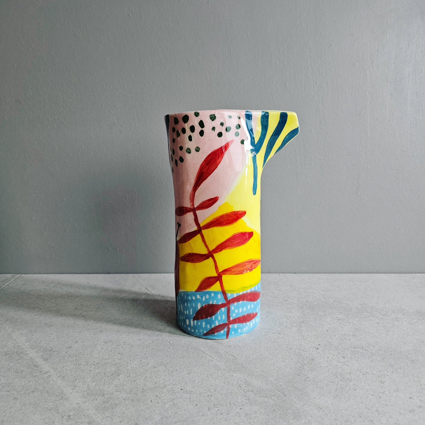 Brocca Natura in ceramica bianca decorata a mano, pezzo unico